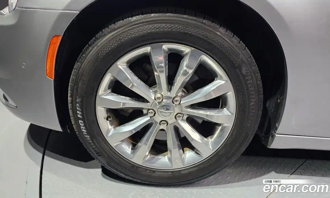 Chrysler 300C 2015 3.6 гидро в Москве № 256740, фото 5