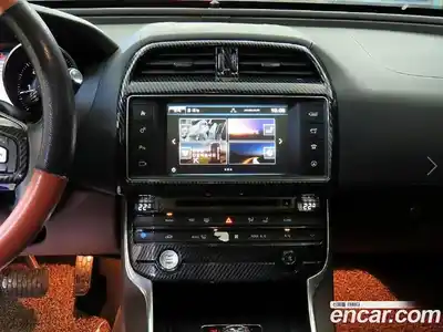 Jaguar XE 2016 2.0 гидро в Москве № 976569, миниатюра 11
