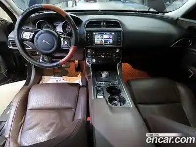 Jaguar XE 2016 2.0 гидро в Москве № 976569, миниатюра 10