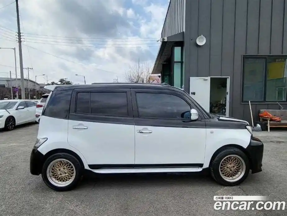 Toyota bB 2006 1.3 гидро в Москве № 1015298, фото 4