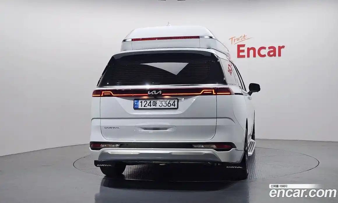 Kia Canival 2023 3.5 гидро в Москве, фото 4