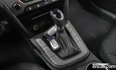 Hyundai Avante 2016 1.6 гидро в Москве № 1278085, миниатюра 12