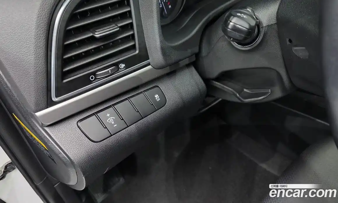Hyundai Avante 2016 1.6 гидро в Москве № 1278085, фото 28