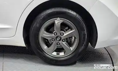 Hyundai Avante 2016 1.6 гидро в Москве № 1278085, миниатюра 7