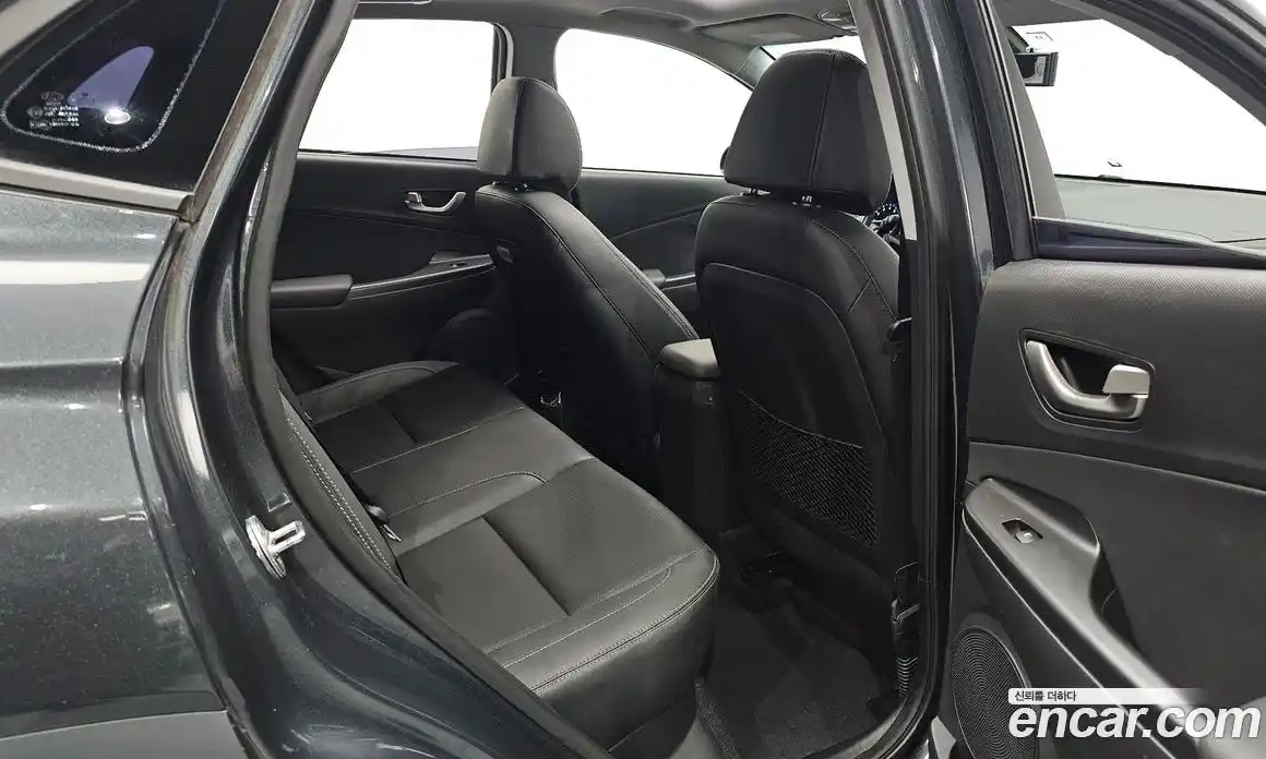 Hyundai Kona 2019 1.6 гидро в Москве № 1288418, фото 30