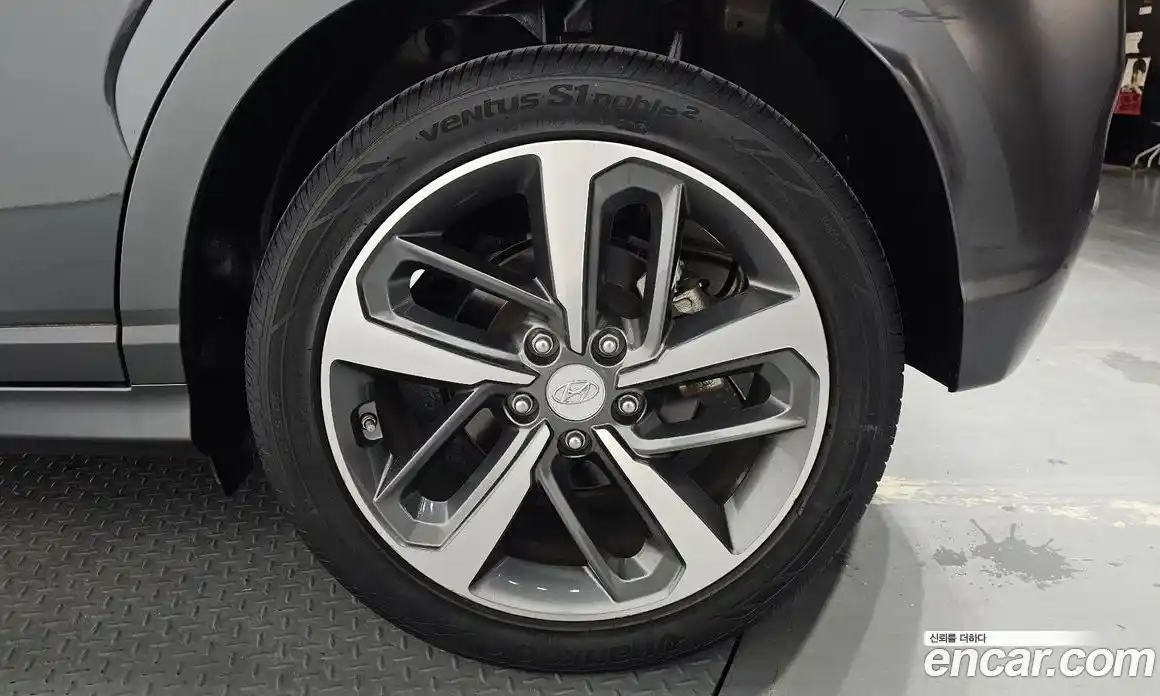 Hyundai Kona 2019 1.6 гидро в Москве № 1288418, фото 7