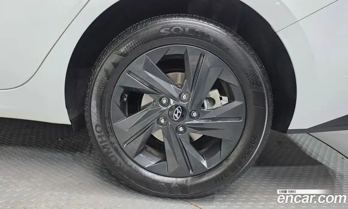 Hyundai Avante 2022 1.6 гидро в Москве № 1318018, фото 5
