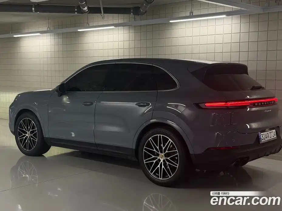Porsche Cayenne 2023 3.0 гидро в Москве № 1322722, фото 3