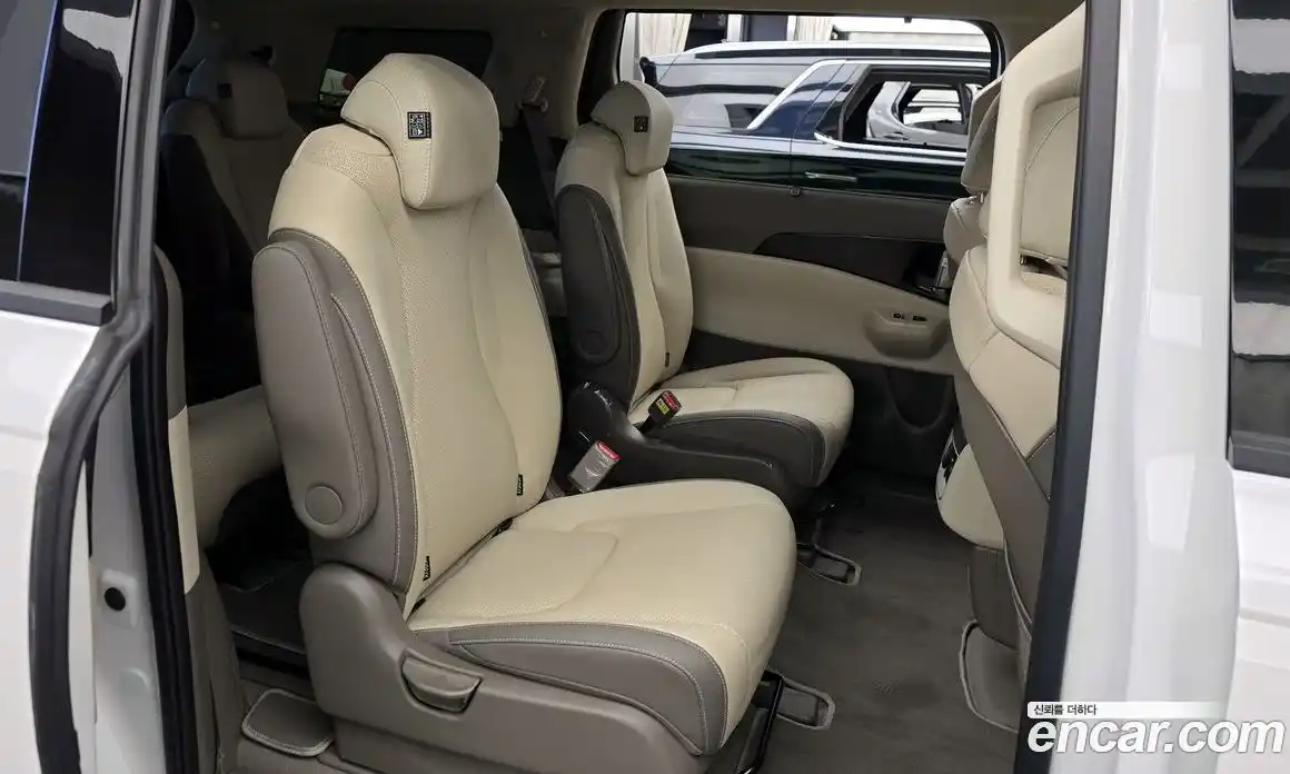 Kia Canival 2026 3.5 гидро в Москве № 1342433, фото 17