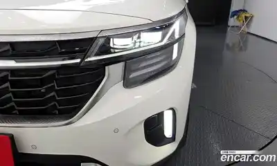 Kia Seltos 2024 1.6 гидро в Москве № 1342534, миниатюра 8