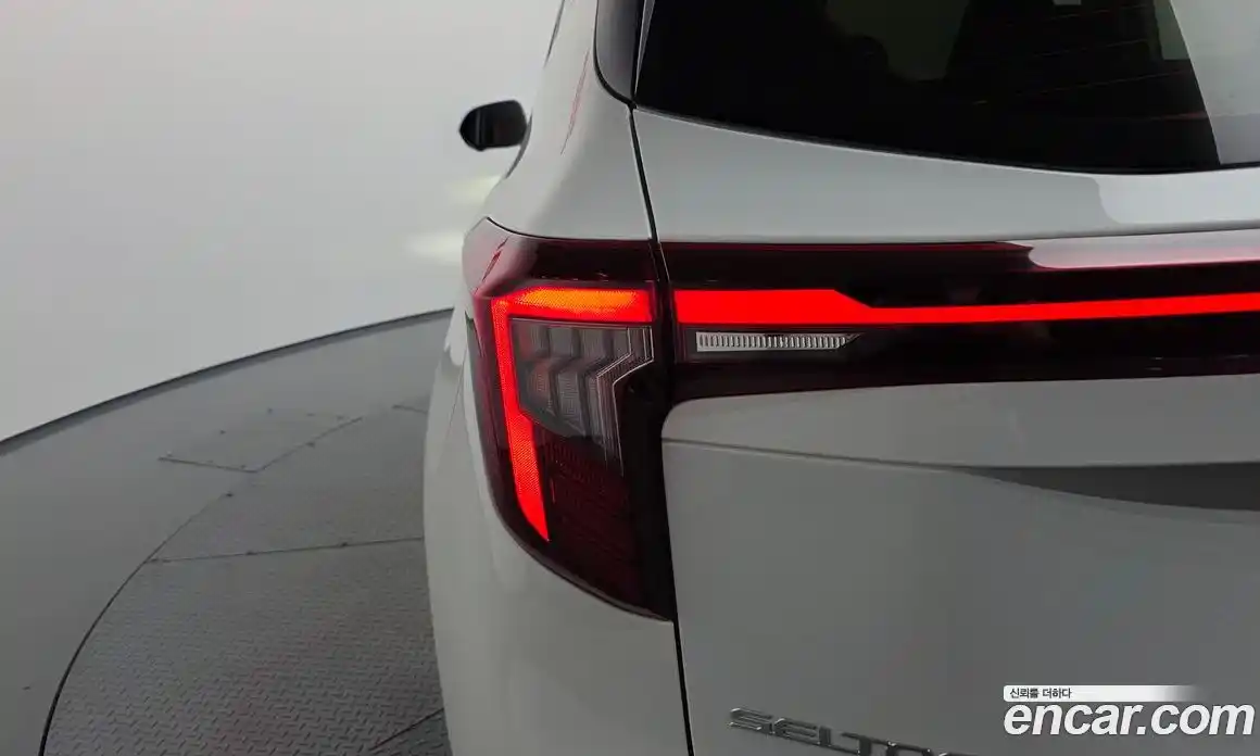 Kia Seltos 2024 1.6 гидро в Москве № 1342534, фото 9