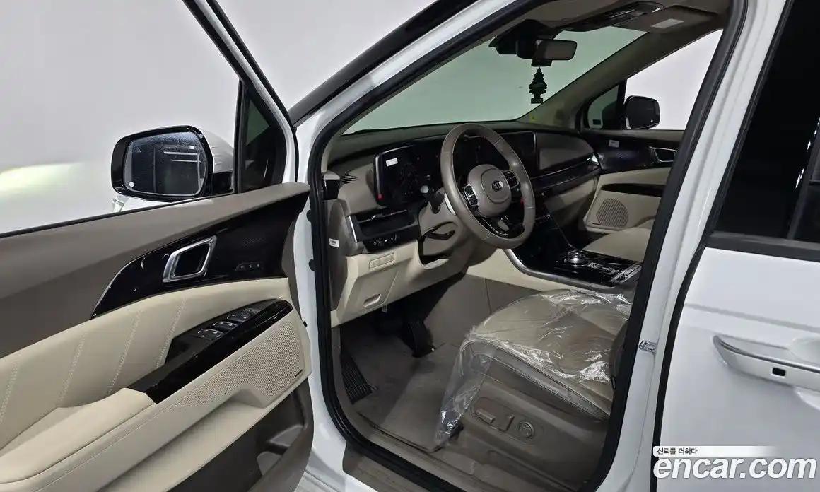 Kia Canival 2021 3.5 гидро в Москве № 1399432, фото 12