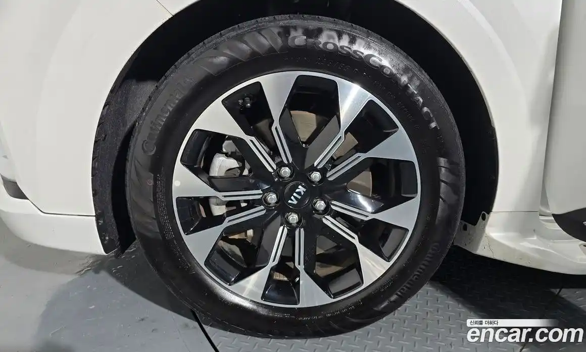 Kia Canival 2021 3.5 гидро в Москве № 1399432, фото 4