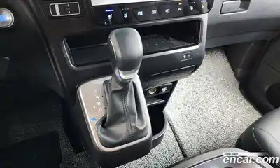 Hyundai Staria 2024 2.2 гидро в Москве № 1417046, миниатюра 12