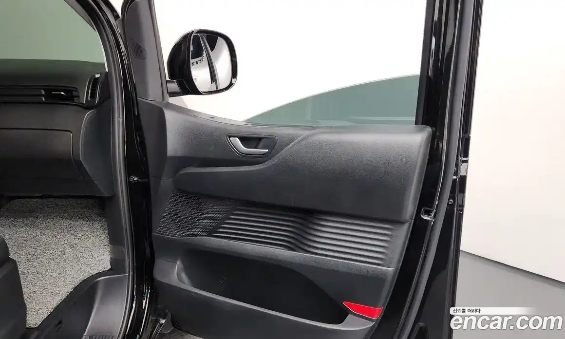 Hyundai Staria 2024 2.2 гидро в Москве № 1417046, фото 15