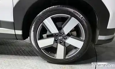 Hyundai Santa Fe 2023 2.5 гидро в Москве № 1417379, миниатюра 7