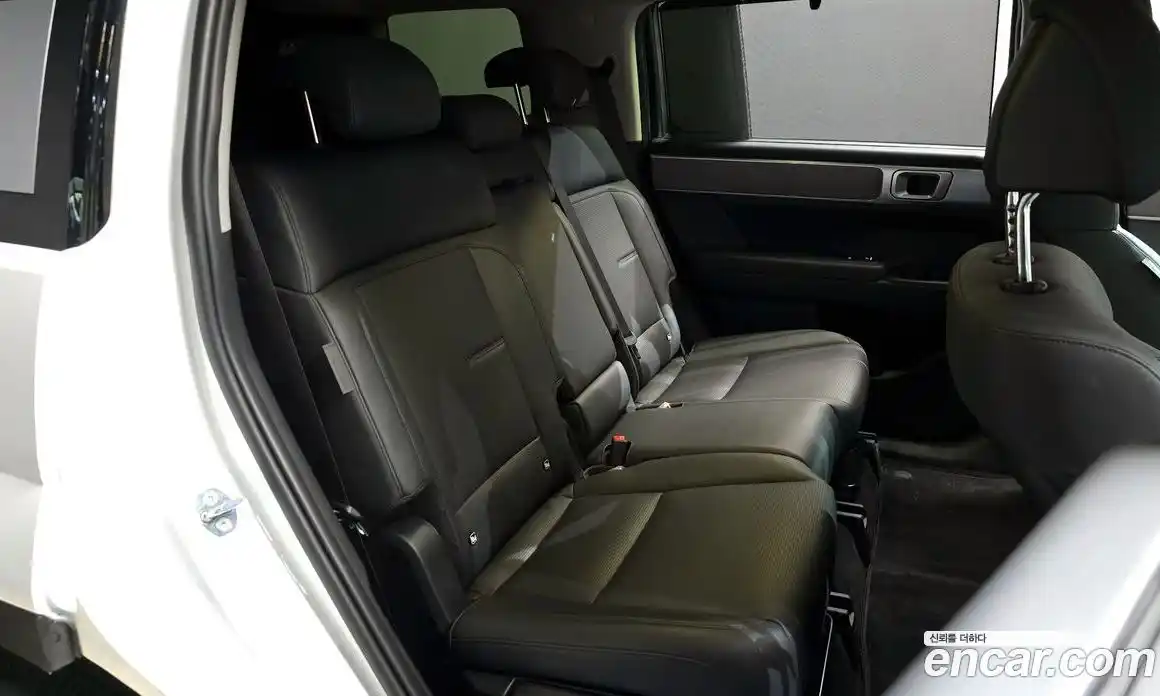 Hyundai Santa Fe 2024 1.6 гидро в Москве № 1417396, фото 16