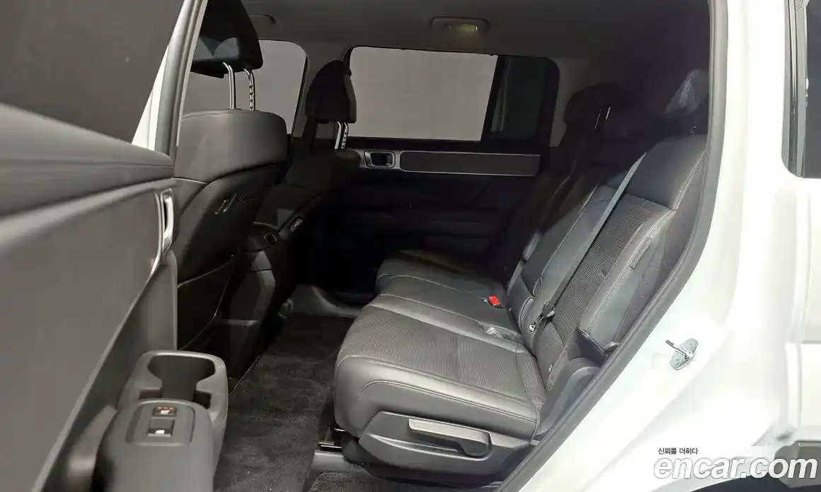 Hyundai Santa Fe 2024 1.6 гидро в Москве № 1417396, фото 18
