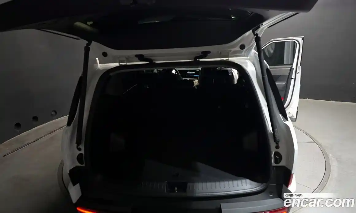 Hyundai Santa Fe 2024 1.6 гидро в Москве № 1417396, фото 31