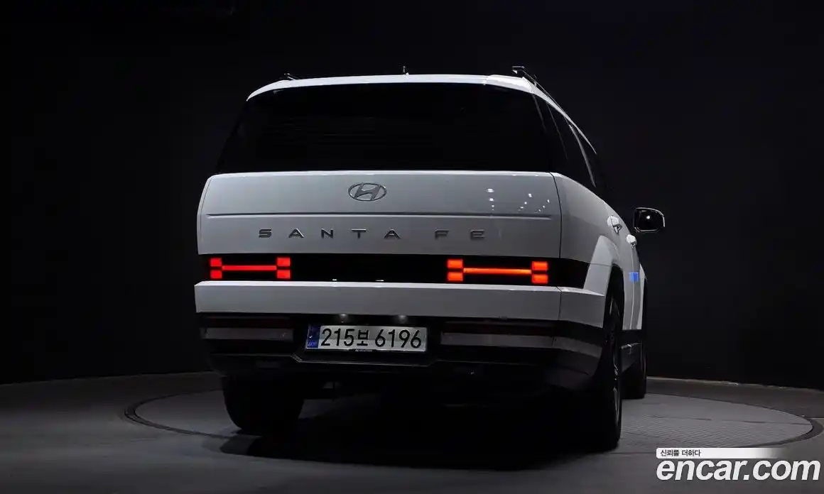 Hyundai Santa Fe 2024 1.6 гидро в Москве № 1417396, фото 4