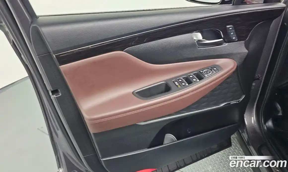 Hyundai Santa Fe 2018 2.2 гидро в Москве № 1417643, фото 13