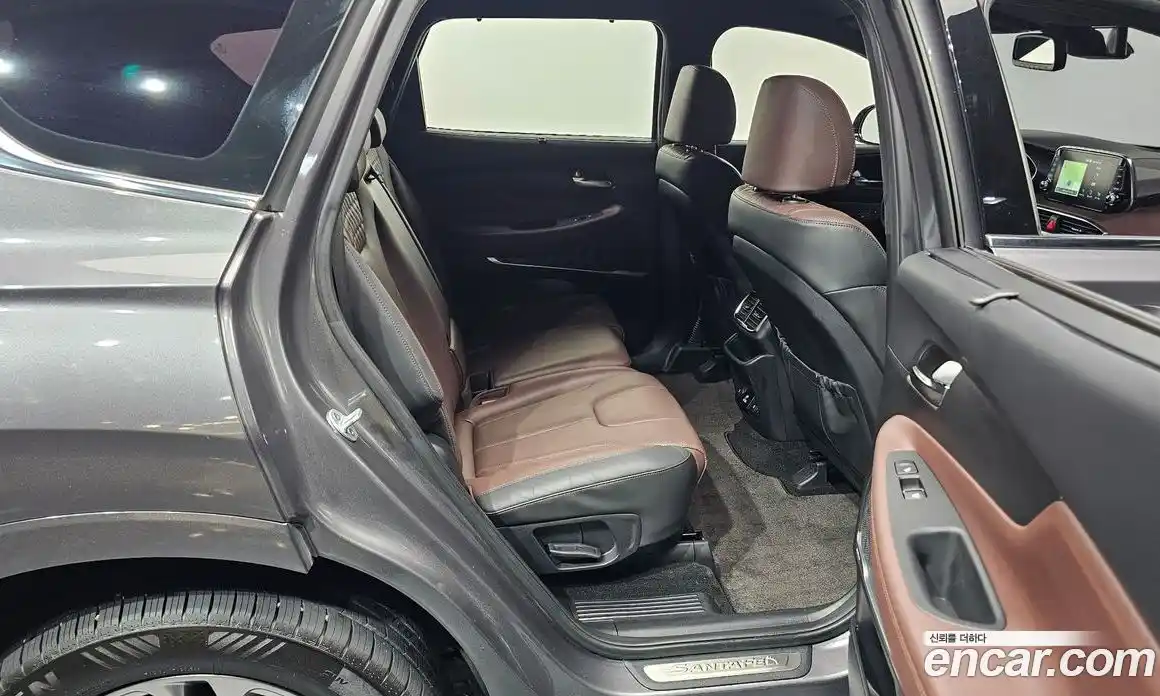 Hyundai Santa Fe 2018 2.2 гидро в Москве № 1417643, фото 16