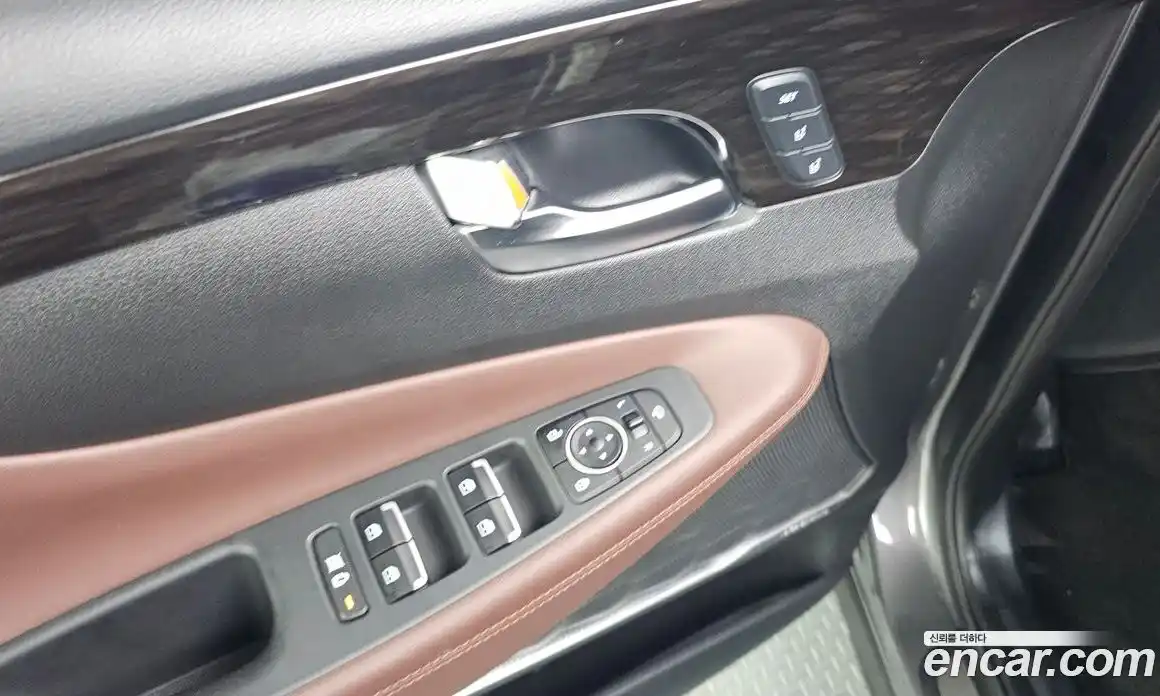 Hyundai Santa Fe 2018 2.2 гидро в Москве № 1417643, фото 28