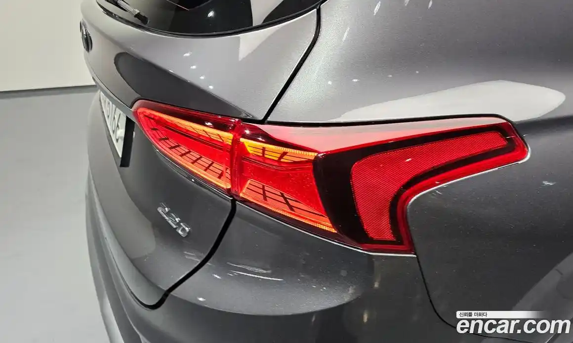 Hyundai Santa Fe 2018 2.2 гидро в Москве № 1417643, фото 8