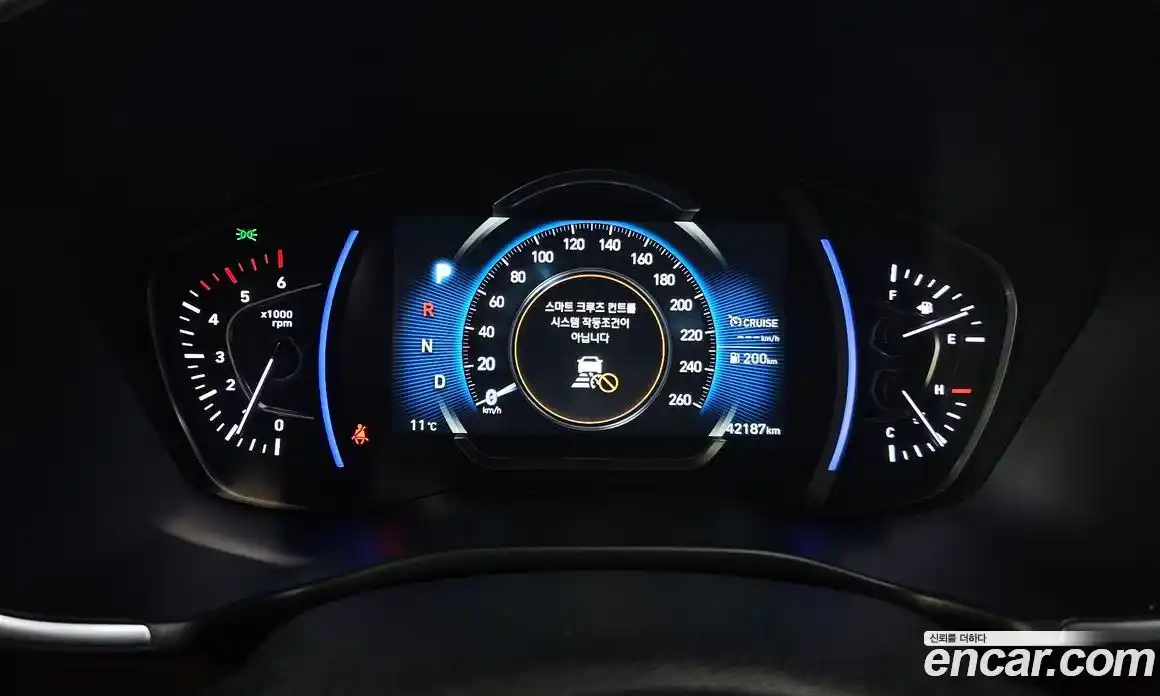 Hyundai Santa Fe 2018 2.2 гидро в Москве № 1417643, фото 10