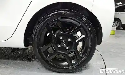 Kia Ray 2024 1.0 гидро в Москве № 1417952, миниатюра 6