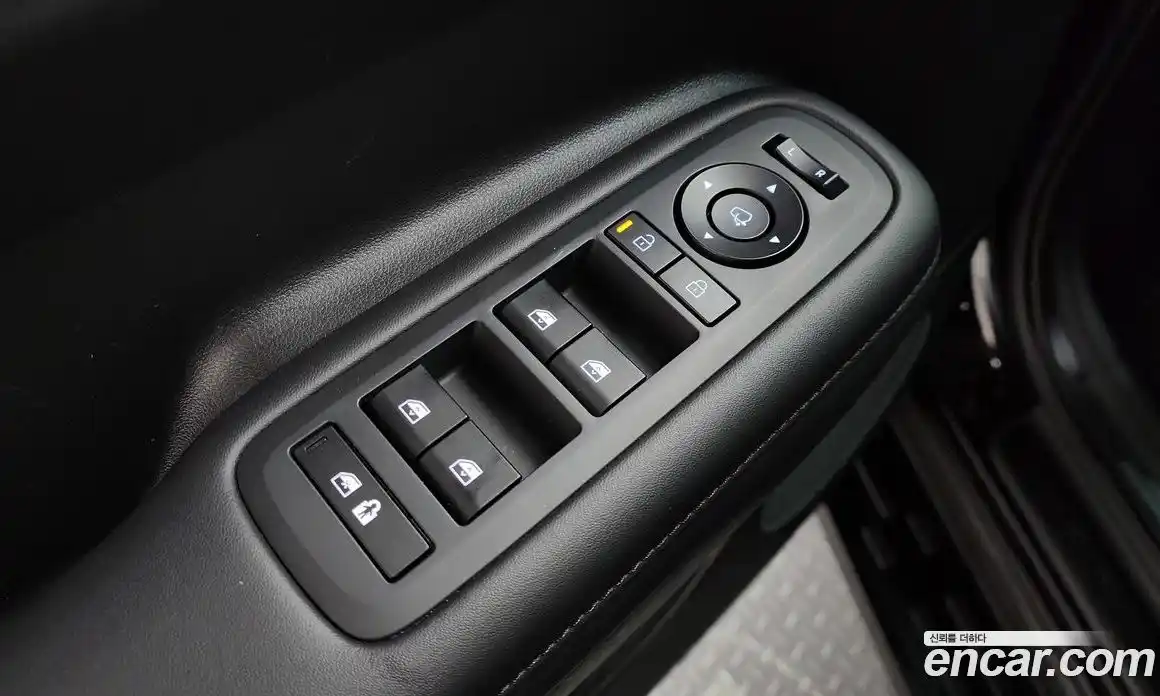 Hyundai Santa Fe 2025 2.5 гидро в Москве № 1536991, фото 28