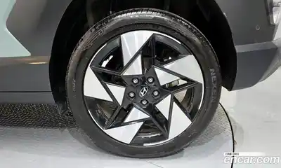 Hyundai Kona 2023 1.6 гидро в Москве № 1537069, миниатюра 7