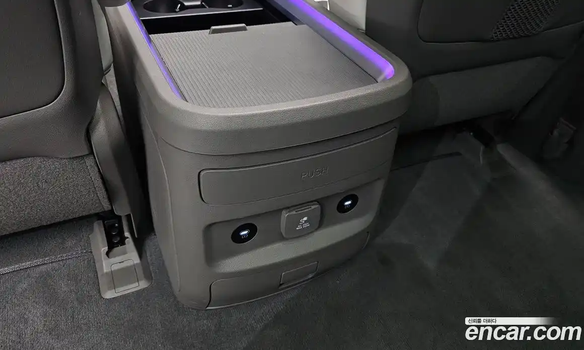 Hyundai Staria 2024 1.6 гидро в Москве № 1537419, фото 30