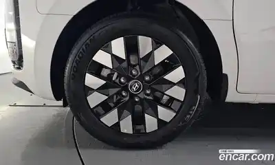Hyundai Staria 2024 1.6 гидро в Москве № 1537419, миниатюра 4