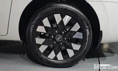Hyundai Staria 2024 1.6 гидро в Москве № 1537419, миниатюра 6