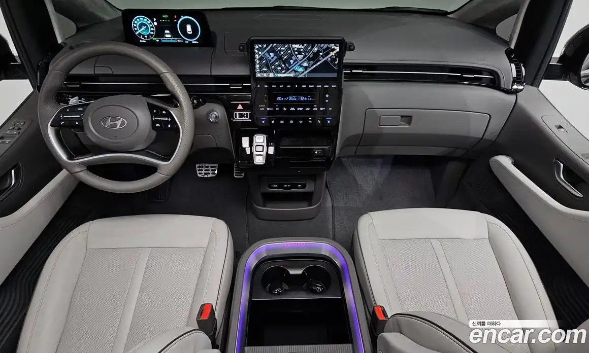 Hyundai Staria 2024 1.6 гидро в Москве № 1537419, фото 9
