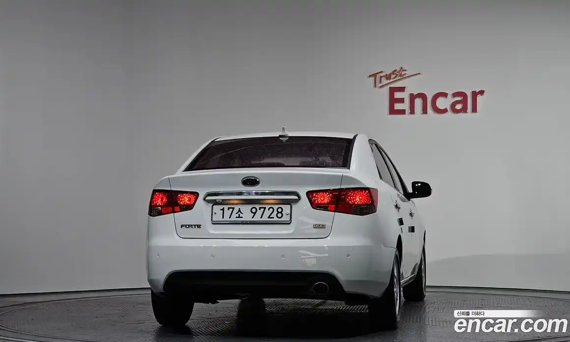 Kia Porte 2011 1.6 гидро в Москве № 1538040, фото 4