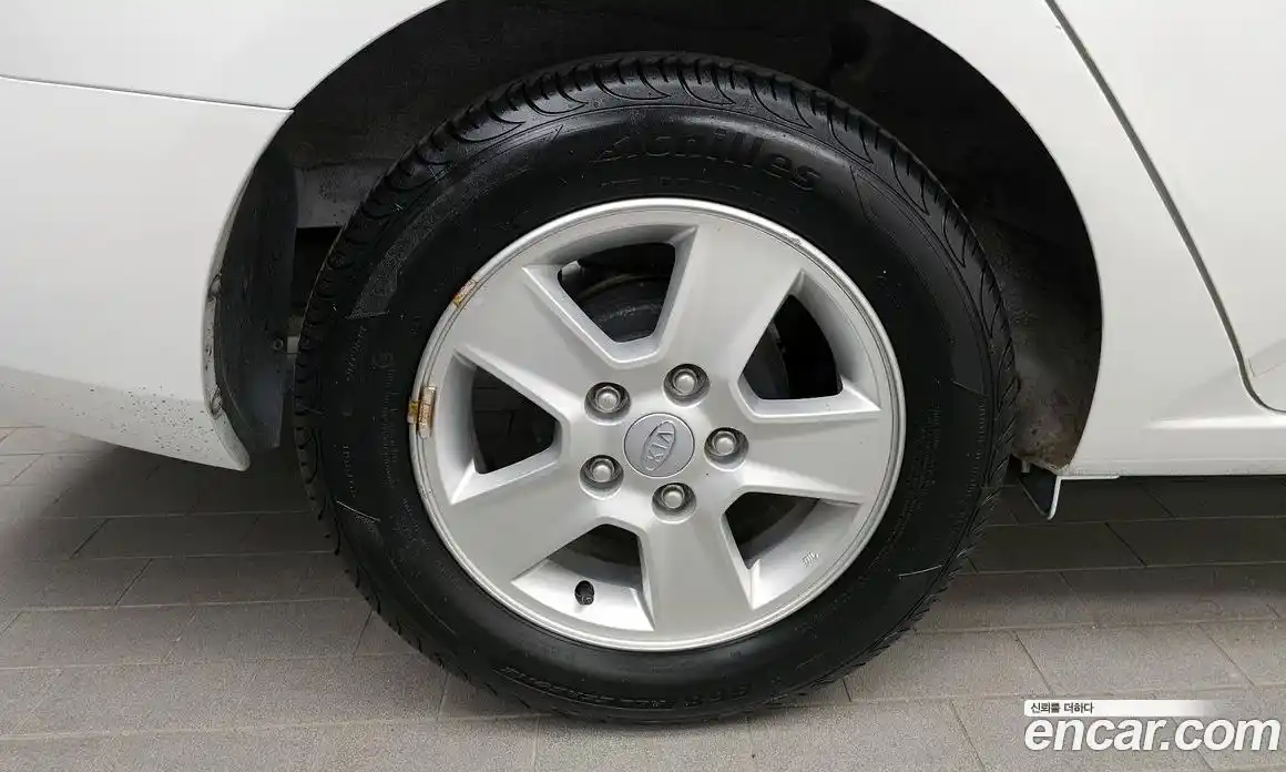 Kia Porte 2011 1.6 гидро в Москве № 1538040, фото 5