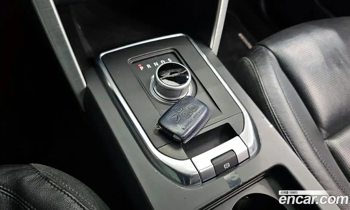 Land Rover Discovery Sport 2015 2.0 гидро в Москве № 155079, фото 9