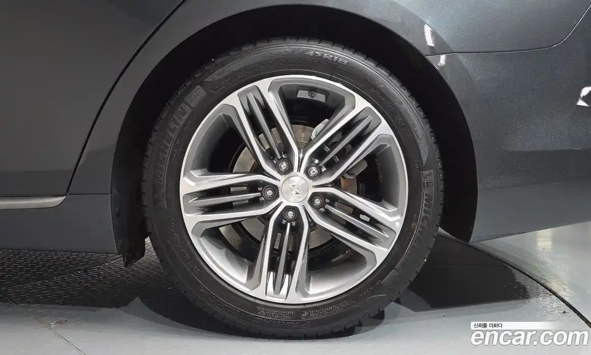 Hyundai Grandeur 2019 2.4 гидро в Москве № 1610059, фото 6