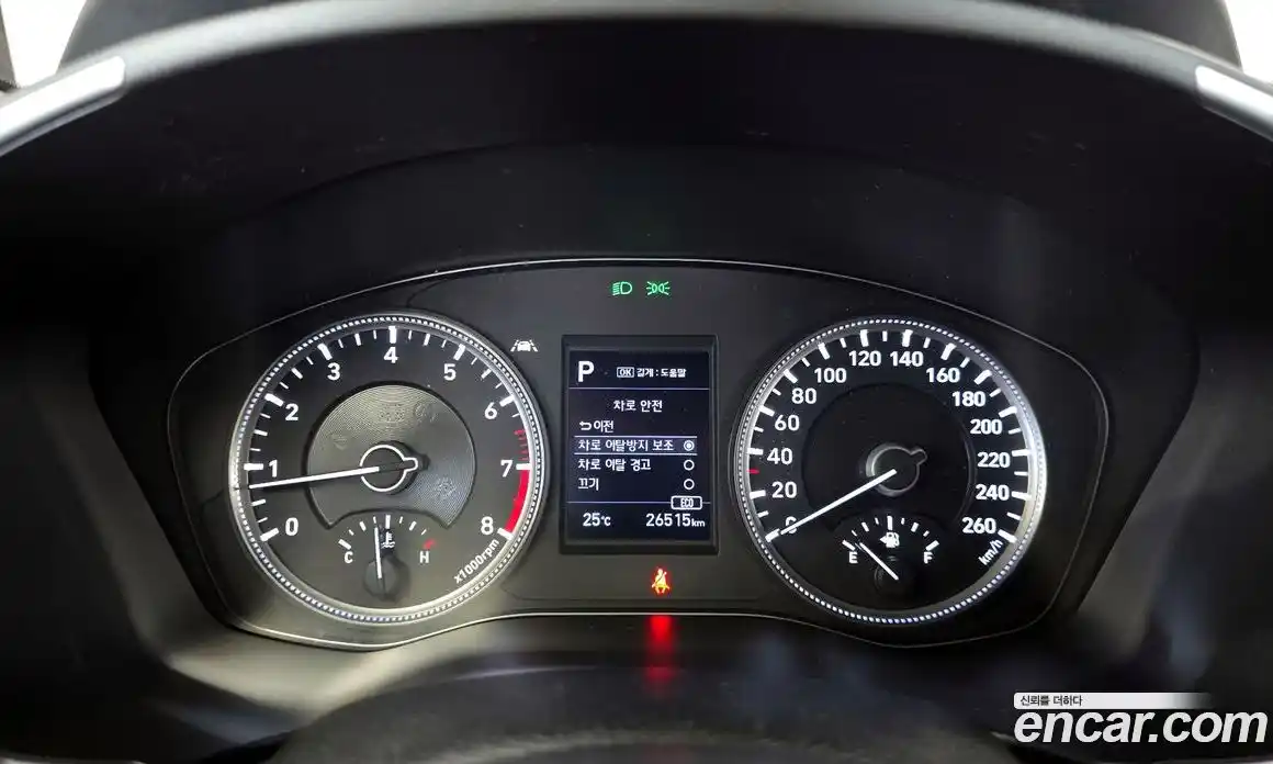 Hyundai Santa Fe 2019 2.0 гидро в Москве № 1610388, фото 11