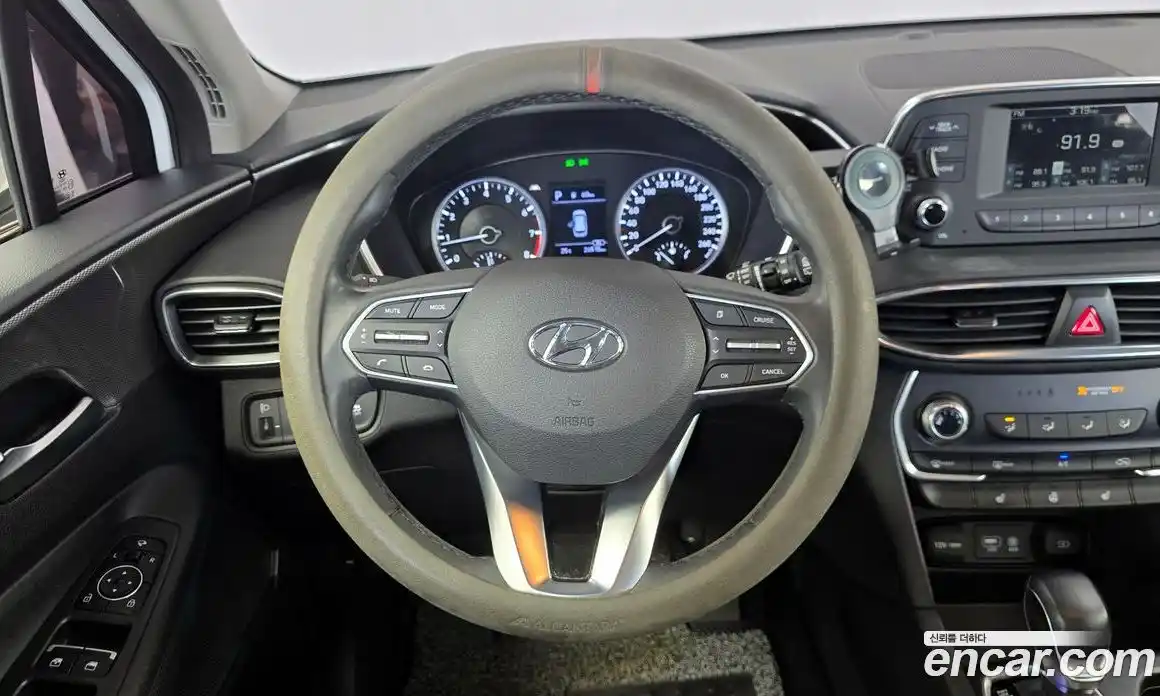 Hyundai Santa Fe 2019 2.0 гидро в Москве № 1610388, фото 19