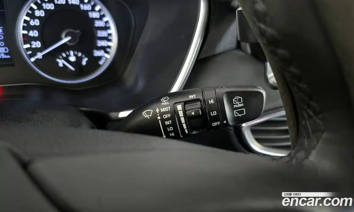 Hyundai Santa Fe 2019 2.0 гидро в Москве № 1610388, фото 28