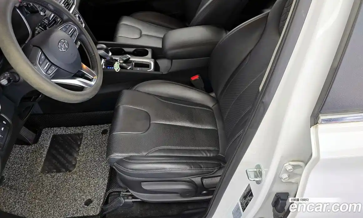 Hyundai Santa Fe 2019 2.0 гидро в Москве № 1610388, фото 32