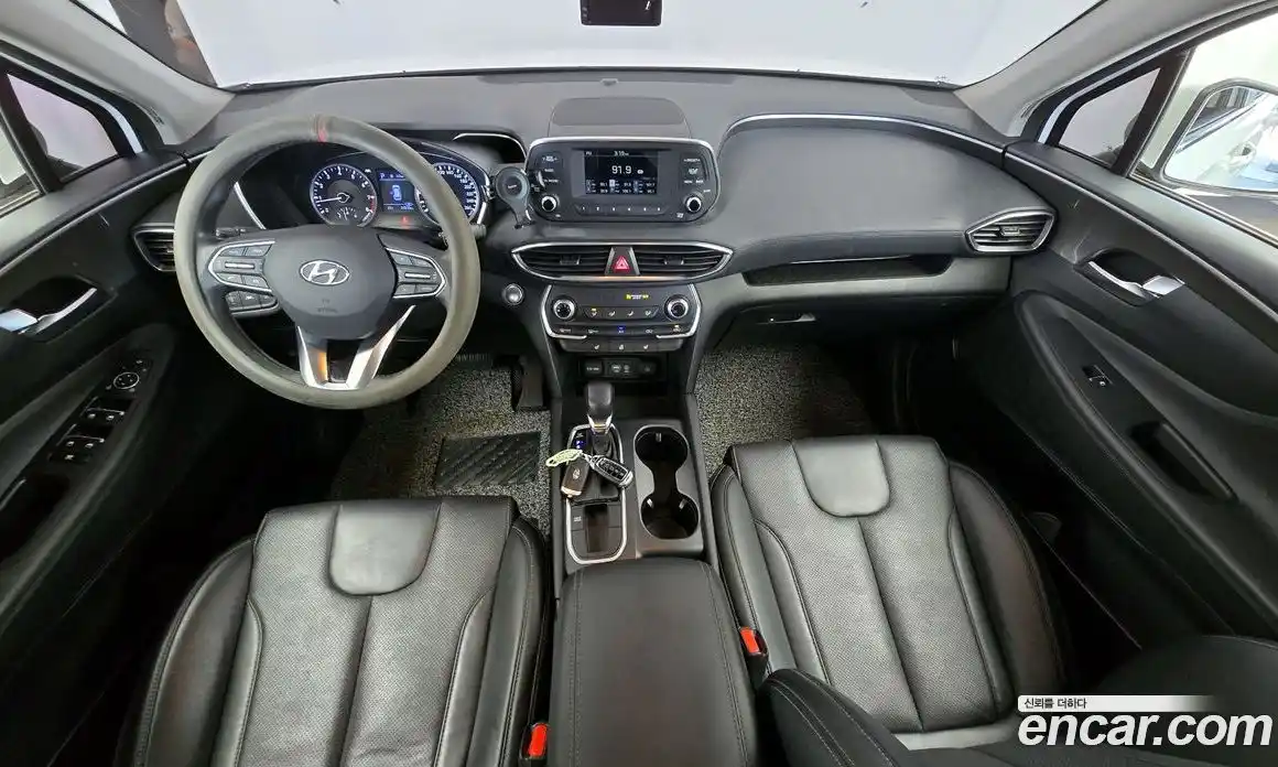 Hyundai Santa Fe 2019 2.0 гидро в Москве № 1610388, фото 10