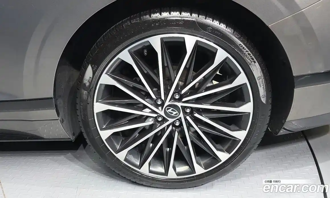 Hyundai Grandeur 2023 2.5 гидро в Москве № 1610762, фото 7