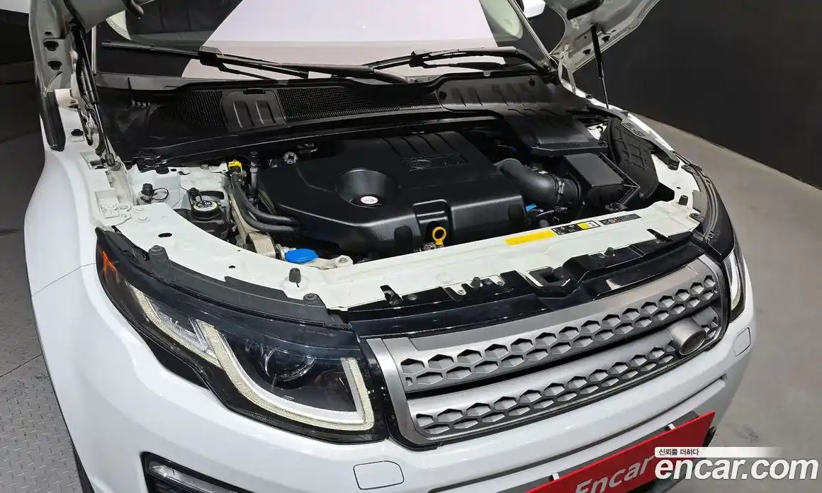 Land Rover Range-Rover Evoque 2018 2.0 гидро в Москве № 166311, фото 6