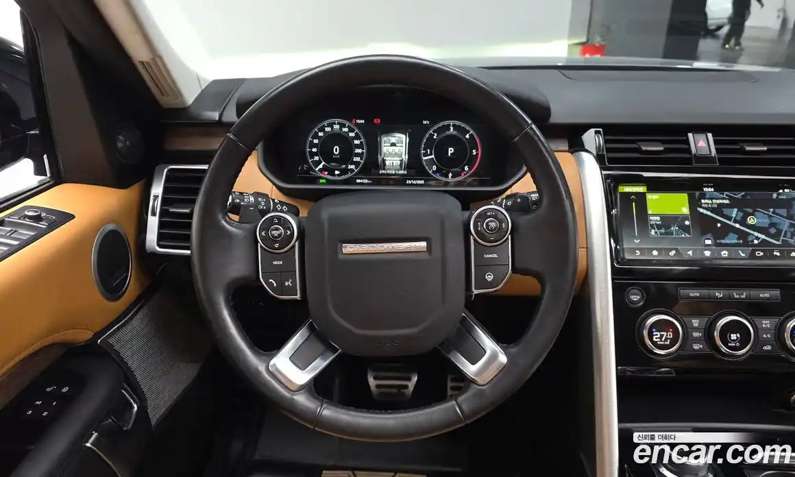 Land Rover Discovery 2018 3.0 гидро в Москве № 166384, фото 12