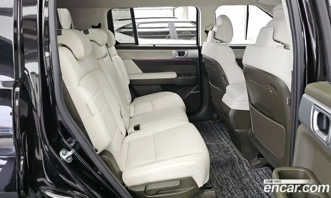 Hyundai Santa Fe 2024 2.5 гидро в Москве № 1683792, фото 18