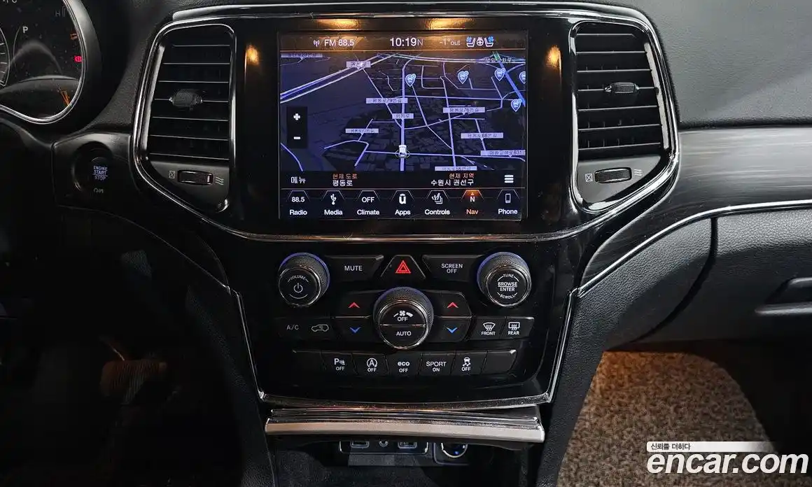 Jeep Cherokee 2019 3.6 гидро в Москве № 169714, фото 14